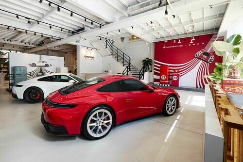 為義式居家注入德國超跑血脈 ── 保時捷 Porsche × SMEG 將賽道傳奇淬鍊為日常設計美學