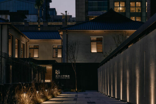 在台灣地景與城市間流動的一道光＼2025 年台灣光環境獎決選入圍名單公布